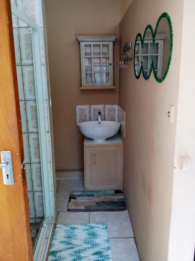 36 Df Strauss Street Appartement Kleinmond Buitenkant foto