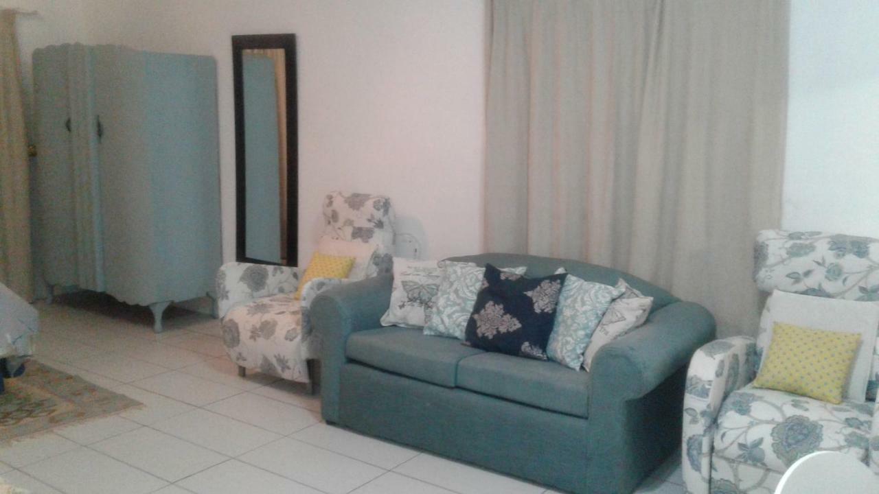 36 Df Strauss Street Appartement Kleinmond Buitenkant foto